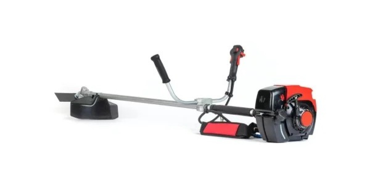 Working requirements and maintenance of electric hedge trimmers